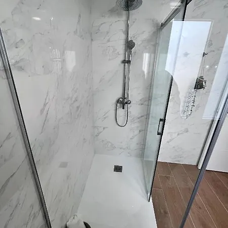Gatu Premium Flamenca , Preferente Mayores De 25 Anos Y Familias Apartment *
