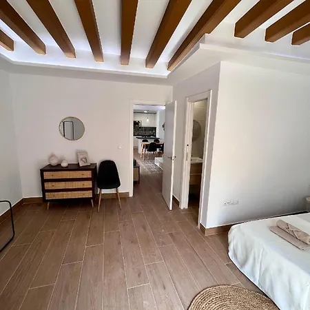 Gatu Premium Flamenca , Preferente Mayores De 25 Anos Y Familias * Cadiz