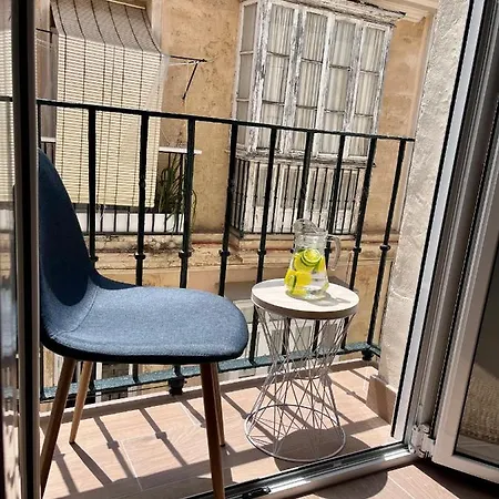 Gatu Premium Flamenca , Preferente Mayores De 25 Anos Y Familias Apartment *